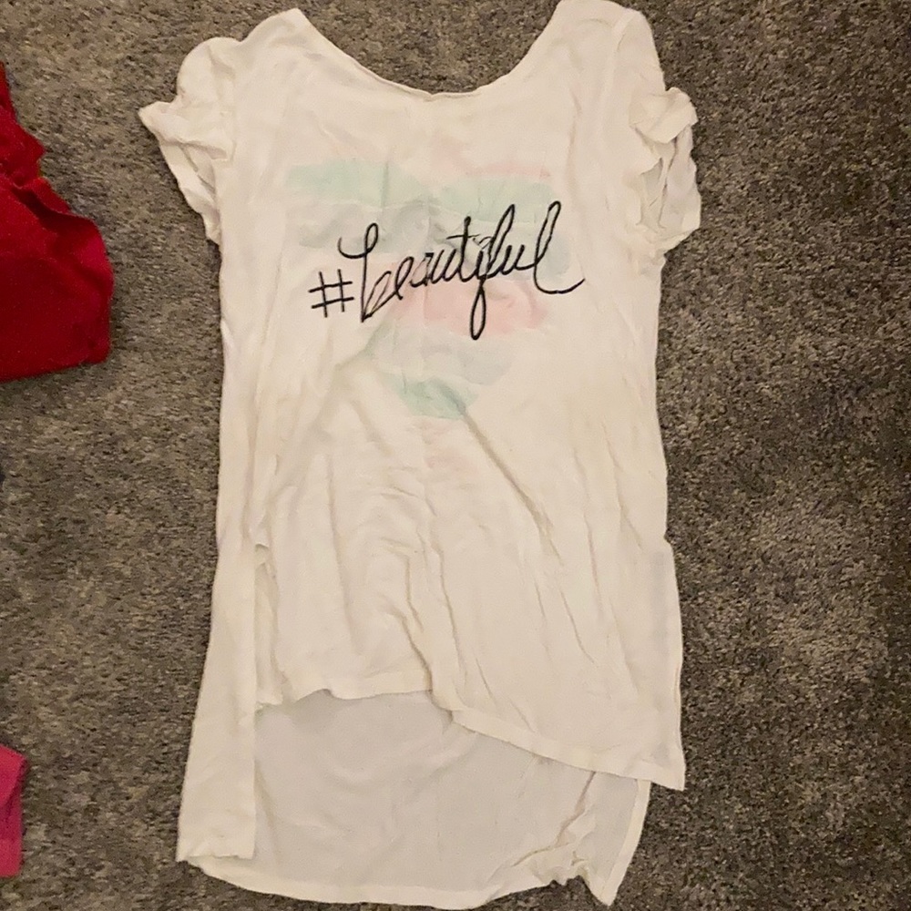 White t-shirt